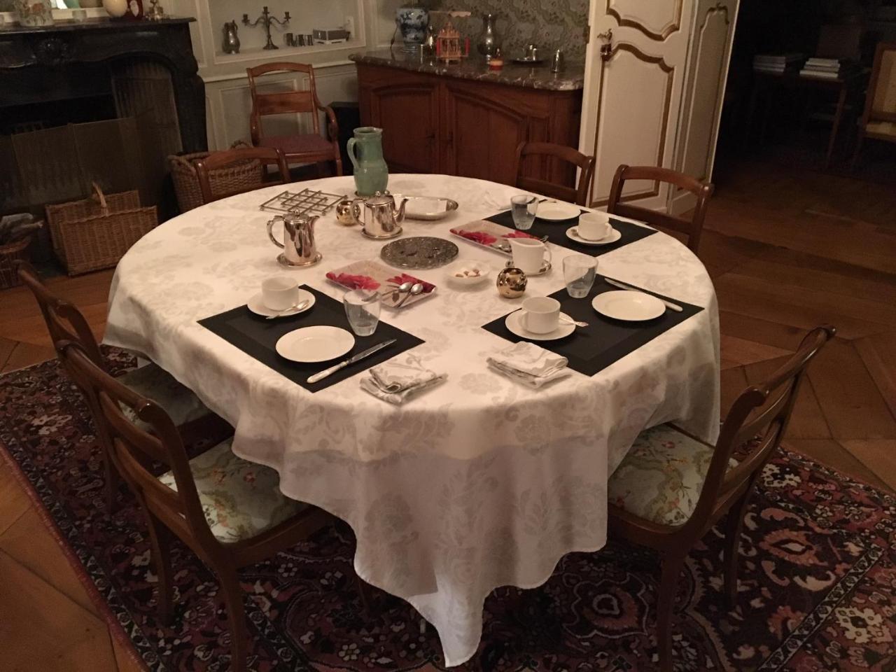 Entre Cour Et Jardin Bed & Breakfast Arras Eksteriør bilde